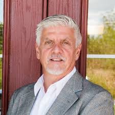 Jesse Roldan's Instagram, Twitter & Facebook