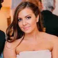 Sara Crouse's Instagram, Twitter & Facebook