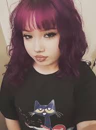 Makeup for Magenta Hair