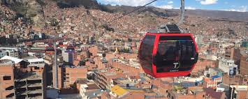Seilbahnen eignen sich auch im urbanen raum als transportmittel für menschen und güter. La Paz Stadt Der Extreme Mit Seilbahn Luxusknast Und Lamafoten Weltreize