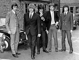 Er will doch nur spielen. 50 Jahre Rolling Stones Goldene Hochzeit Buhne Und Konzert Faz