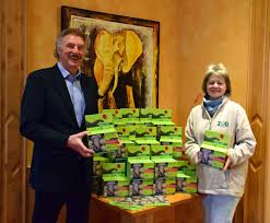 Mit dem neuen vr onlinebanking ihrer vr bank heilbronn schwäbisch hall eg erledigen sie ihre bankgeschäfte. Spendenboxen Fur Die Elefanten Zoo Augsburg Elefant