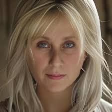 Taehyung's confession about being BTS's “HIDDEN MEMBER ” will break your  heart. In V's first Bangtan Blog, he confessed that being the “secret  weapon” made him feel lonely. As the secret weapon,