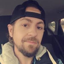 Matt Hiatt (@m_hiatt17)