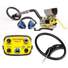 Let me start off by saying this is my main detector. 8 Best Underwater Metal Detectors