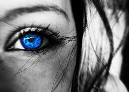 Black And White With One Color Drawing Pin By Jenni Norwood Stine On Colors Color Splash Photography Photos Of Eyes Splash Photography