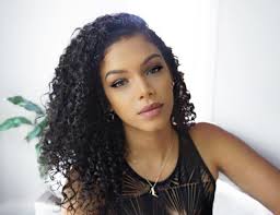 Top Hair Bloggers by Texture: Find Your Match