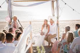 Trouwen Op Het Strand Strand Bruiloft Trouwceremonie