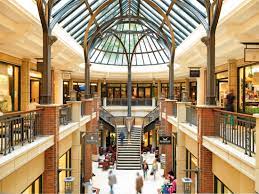 Das alte kontorhaus in hamburg, mit seiner preisgekrönten. Levantehaus Vom Kontorhaus Zur Shopping Galerie Hamburg Guide