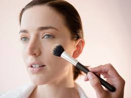 Common Makeup Mistakes That Women Do