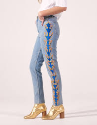 Vous voulez savoir comment rendre un homme accro ? Jean Trop Serre Ou Trop Grand Decouvrez Les Meilleures Astuces Pour Y Remedier