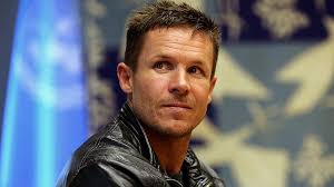 Southwest Airlines jet diverts flight; man charged with trying to open door  midflight