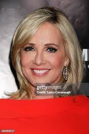 Laura Heald's Instagram, Twitter & Facebook