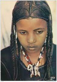 Maghrabiyya Let S Just Appreciate Traditional Tuareg Hairstyles For A Second My Grandma Occassionally Rocked Bra African Hairstyles Hair Styles Braid Styles