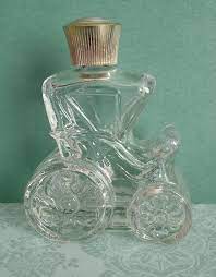 Get great deals on ebay! Sale Vintage Avon Carriage Perfume Bottle Knick Knack Moonwind Cologne Cute Bedroom Decor Cottage Chic Dressing Table Bathroom Decor Avon Perfume Bottles Vintage Perfume Bottles Vintage Avon