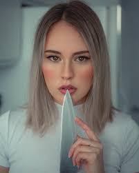 Megan Remillard's Instagram, Twitter & Facebook