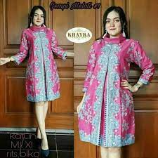 Model baju tunik batik modern merupakan salah satu jenis baju atasan yang formal untuk wanita yang paling modis yang cocok untuk dikenakan pada acara resmi atau untuk kerja, terdapat banyak model baju batik tunik yang terbaik 2020 yang dapat dikenakan oleh remaja wanita. Jual Batik Furry Baju Atasan Batik Tunik Wanita Modern Terbaru Seragam Kantor Model Floy Sakura Warna Terbaru Juli 2021 Blibli