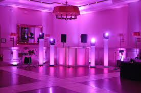 Diamond Lighting Towers With L E D Uplighting And White Dj Facade The Stonehouse Dj Dj Setup Digital Dj
