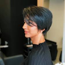 Layered bob with short, balayage short hairstyle. 40 Sexiest Bob Haircuts For Thick Hair Trending In 2021