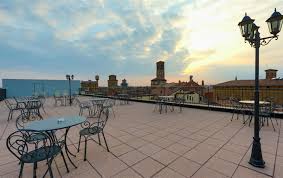 2000 the best western city hotel in bologna is located in the greenery of a beautiful garden, walking distance from historical center and station, near the fair and convention center, easy to reach by car from tangenziale, exit 6. Hotel Best Western Hotel San Donato Bologna Italy Sembo