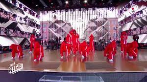 Chaque artiste pose son couplet dans une ambiance amicale et. Vitaa Bella Ciao Maitre Gims Dadju Slimane Naestro Live France 2 Youtube
