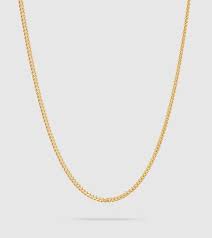 The epitome of street swagger, each one of our men's gold chains comes in a variety of styles to match your mood. How To Wear A Gold Chain Necklace For Men