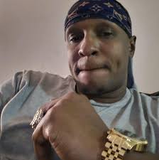 Me and my two soul sistas? We locked in 4L 💕👑 Sista power