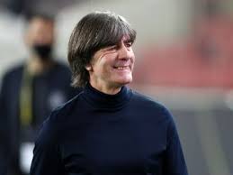 1977 lernte der fußballlehrer aus dem schwarzwald seine freundin kennen, neun jahre später, im jahr 1986, läuteten die hochzeitsglocken für das ehepaar löw. Joachim Low Privat Wer Ist Seine Frau Hat Er Kinder