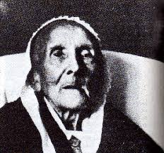 Maria Julie's Instagram, Twitter & Facebook