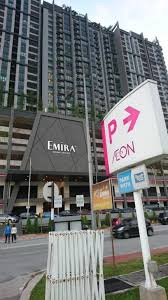 While you're here, be sure to check out some of the barbeque restaurants, including laman grill steak n bar b que,, karnivormalaya, and vista brasserie, all of which are a short distance from 1st inn hotel shah alam (seksyen 13). Homestay Emira Shah Alam Malaysia Booking Com