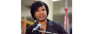 Mae Jemison: Biography, First Black Female Astronaut, Doctor