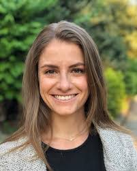 Renee Rust's Instagram, Twitter & Facebook