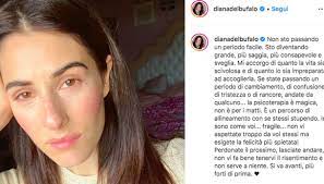 Diana del bufalo rivela di aver accettato le scuse di ruffini per i suoi comportamenti: Il Dolore Di Diana Del Bufalo Non E Un Periodo Facile Dilei