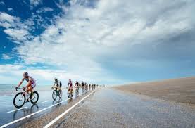 2e étape du tour de france 2015. Tour De France 2017 Le Tour Et L Europe Exhibition La France A Singapour