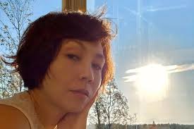 I was never married': Singaporean singer Kit Chan