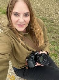 Paula Boniface's Instagram, Twitter & Facebook