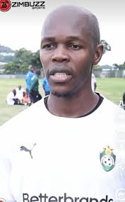 dandarosports Knowledge Musona arrives in South Africa for the Warriors  match against Benin...👏🏾💯✔️
