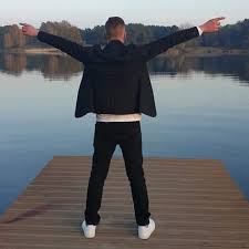 Muzyk brał udział w show tvp bitwa na głosy w drużynie andrzeja piasecznego. Lukasz Mojecki Official Home Facebook