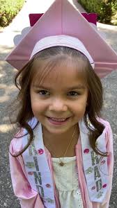 Graduation for Kinder Girls