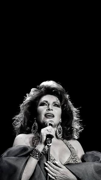 5 DATOS CURIOSOS DE ROCIO JURADO, Ella personificó el talento en todo su esplendor, fue una cantante prodigiosa con una interpretación que logró calar no solo en su natal España sino en todo el mundo, ...