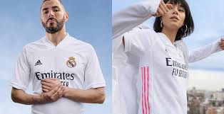 Superstar cristiano ronaldo hat die shootings für das neue trikot von real madrid verpasst und heizte damit wechselspekulationen weiter an. Real Madrid 20 21 Heim Auswartstrikots Veroffentlicht Nur Fussball