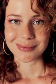 Leandra Leal: adoção, FIV e maternidade como co...