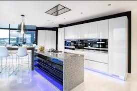 احدث المواد و التصاميم للمطابخ الحديثة المرسال