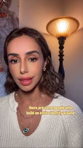 ‎Elica Le Bon الیکا‌ ل بن‎