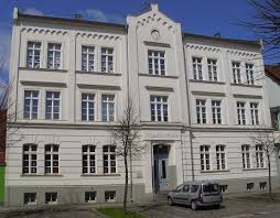 Wohnungen in altlandsberg suchen und finden. Datei Altlandsberg Stadtschule Jpg Wikipedia