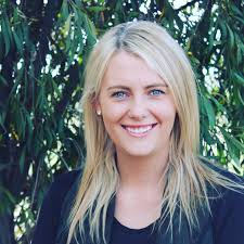 Ashleigh Dodd's Instagram, Twitter & Facebook