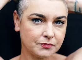 Sinead O'Connor recebe onda de apoio ao ser internada após posts dizendo  que queria se juntar a filho morto