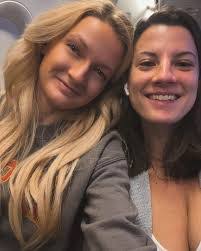 Caitlin Mchenry's Instagram, Twitter & Facebook