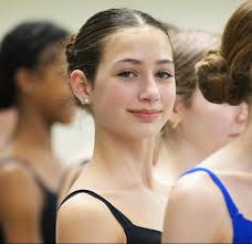 Such a pleasure to welcome Principal Dancers @sydney.dolan and  @ashtonroxander @philadelphiaballet to our studios! 🌟 Thank you for such  an inspiring three days of classes, conversation, and brilliance! #ballet  #summer #rolemodels #metproud #