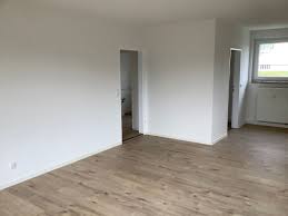 Finden sie die besten immobilien zum mieten in wunsiedel. 4 Zimmer Wohnung Zu Vermieten Hangstrasse 9 95632 Wunsiedel Wunsiedel Im Fichtelgebirge Kreis Mapio Net